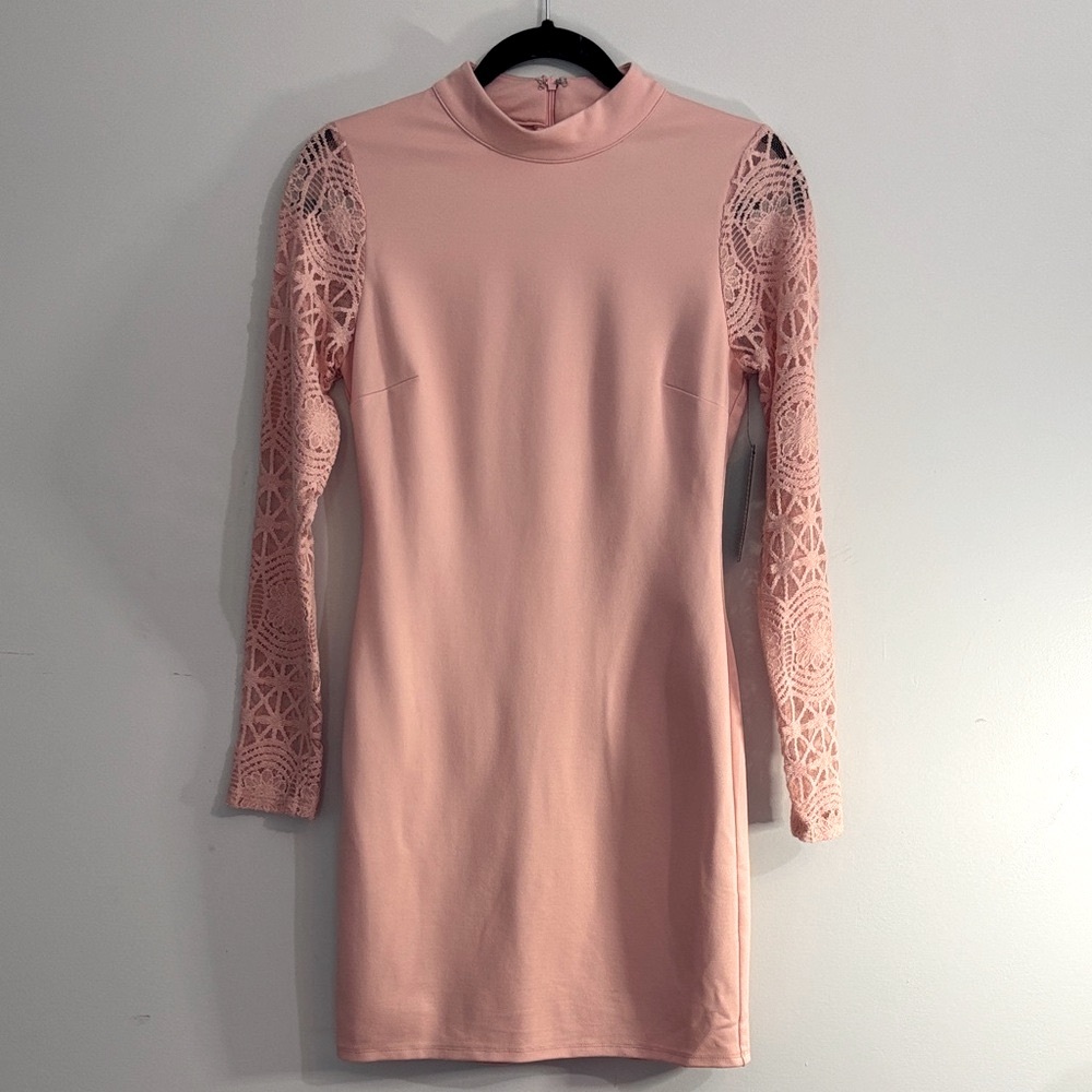 NWT Lulu's long lace sleeve dress